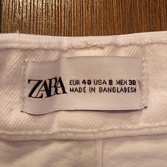 🌻🦋 SALE 🌻🦋 ZARA White Denim Frayed Hem Shorts - Picture 7 of 7